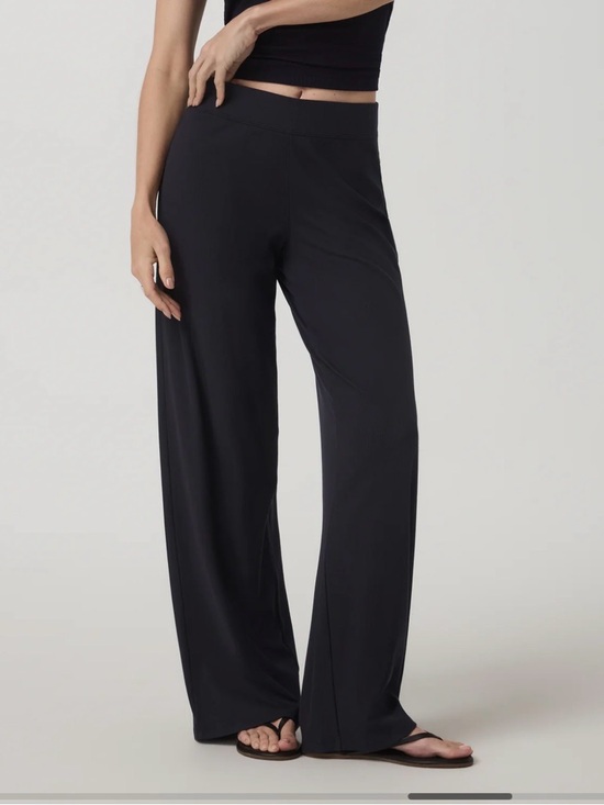 Vuori Pants - Vuori Villa WideLeg Lightweight Black Pants Womens SZ Large